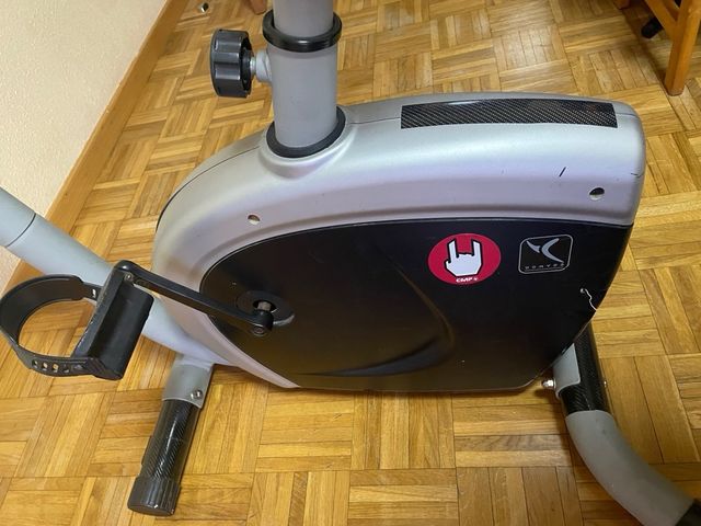 Bicicleta Estática Ajustable