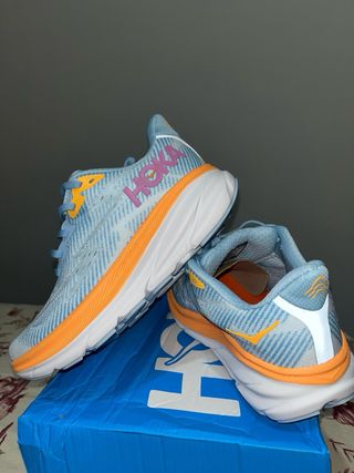 Hoka Clifton 9 Talla 38 nuevas a estrenar