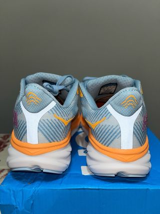 Hoka Clifton 9 Talla 38 nuevas a estrenar
