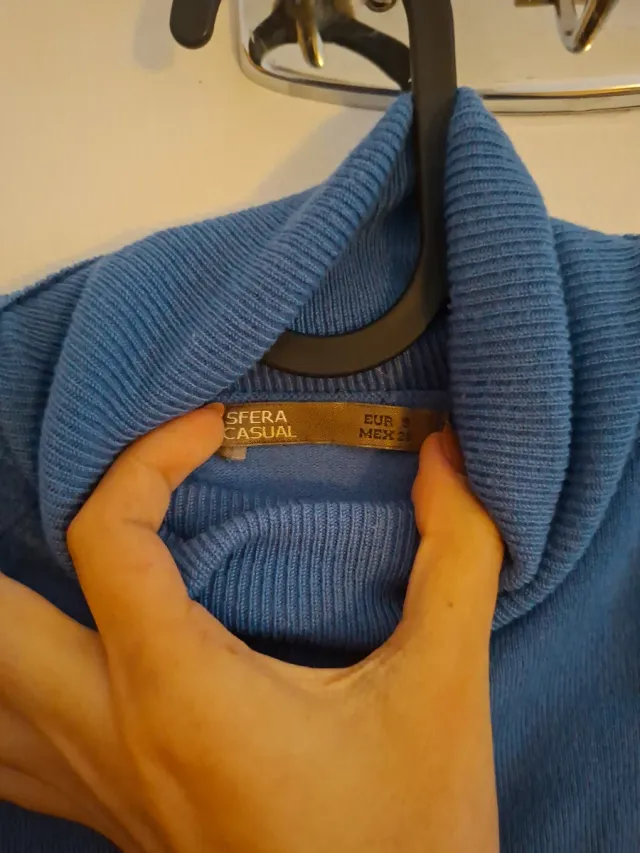 Jersey de cuello alto azul