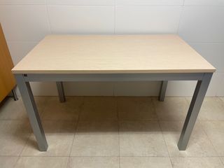 Tavolo da cucina estensibile in legno e metallo