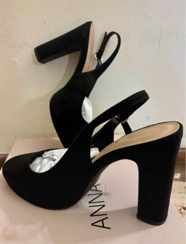 Scarpe décolleté nere tacco largo n.38