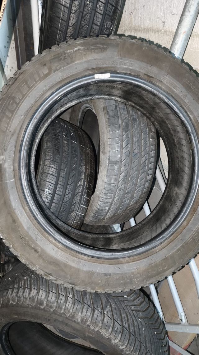 2 Neumáticos todo tiempo   235/55/18 104vMichelin