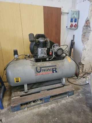 Compresor UNIAIR 150L