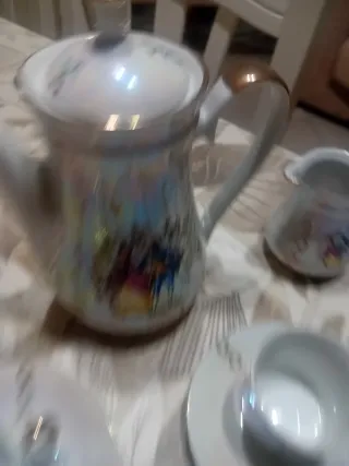 Servizio da caffè con teiera e 6 tazzine