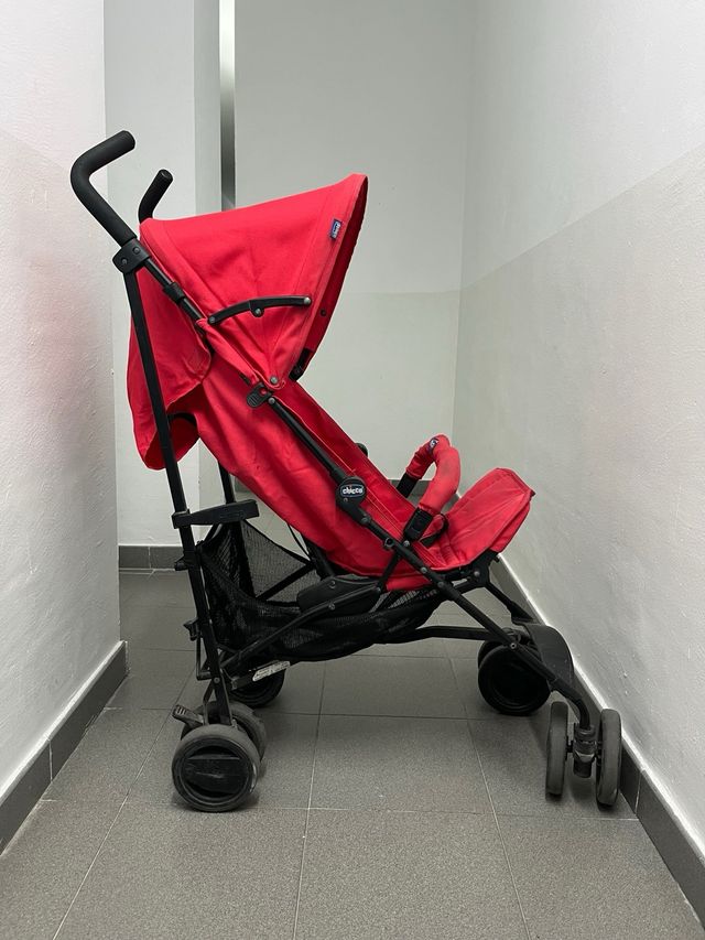 Silla de paseo Chicco roja