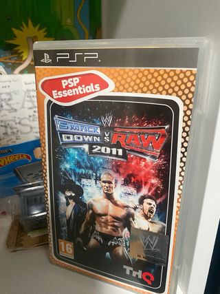 Juegos PSP: Jak and Daxter y WWE SmackDown vs Raw