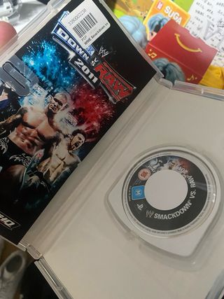 Juegos PSP: Jak and Daxter y WWE SmackDown vs Raw