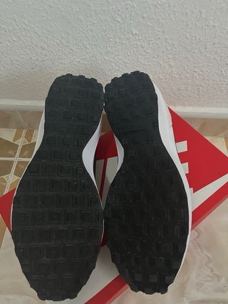 Zapatillas Nike Waffle Nav Beige/Blanco