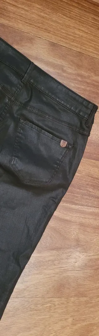 Pantalón encerado Massimo Dutti
