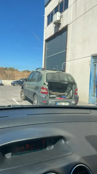 ranaul scenic 4x4 2002