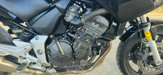 Honda CBF 600N con maletas