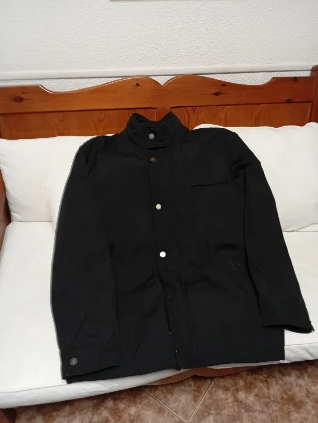 Chaquetón negro hombre