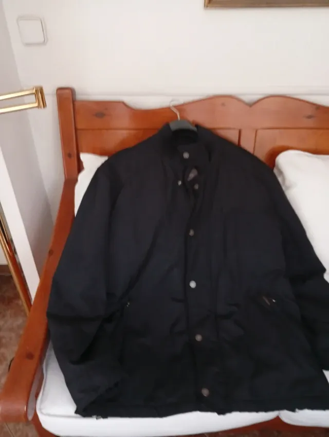 Chaquetón negro hombre