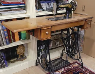 Máquina de coser Singer antigua 1882