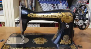 Máquina de coser Singer antigua 1882