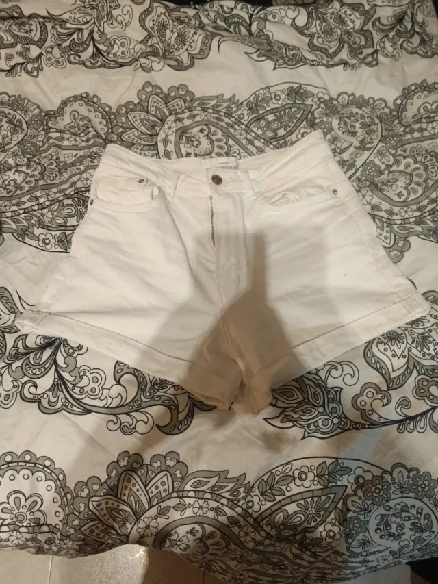 Pantalón corto blanco