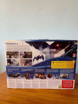 PS4 + Mando + FIFA 16