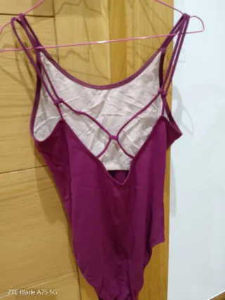 Falda flamenca y body morado