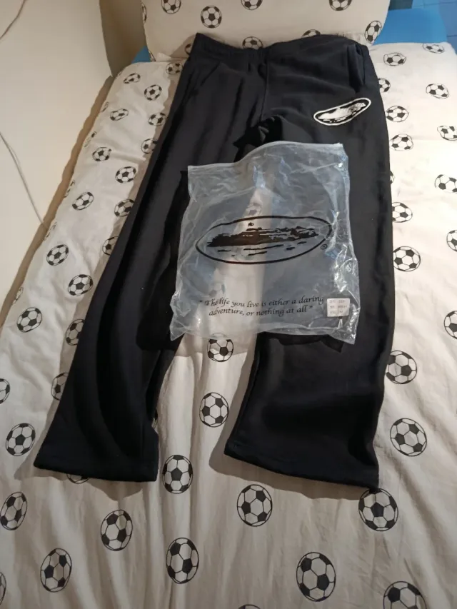 Pantalón Corteiz Negro