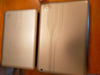 2x HP Pavilion.