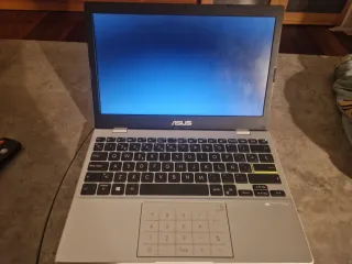 Portátil Asus L210 11 blanco/plata