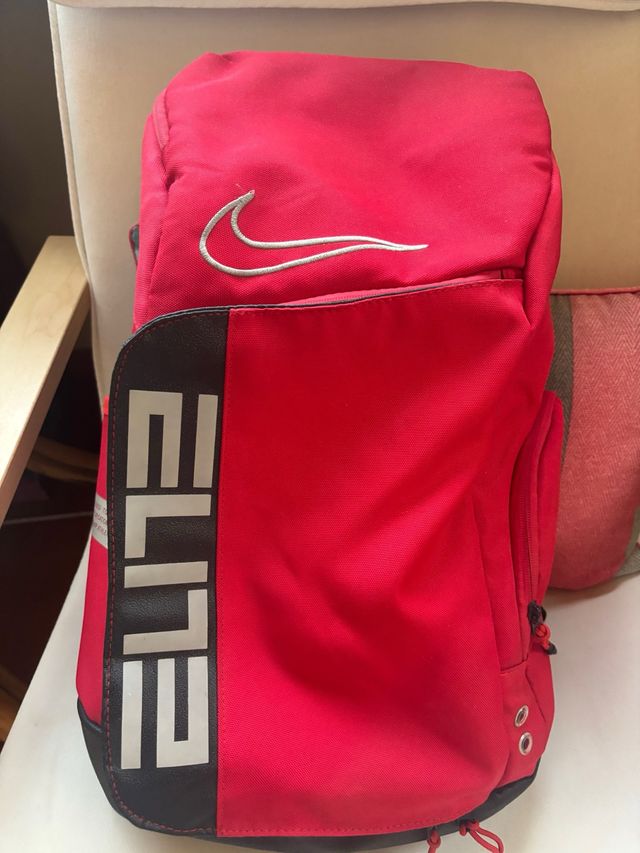 Mochila Nike Elite Roja