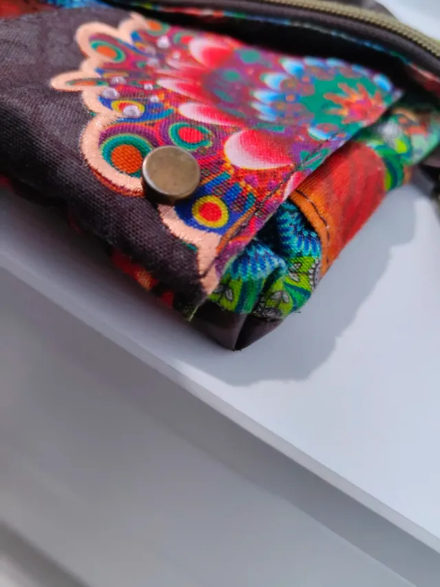 Bolso Desigual Multicolor con Correa