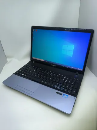 Portátil Samsung 300E