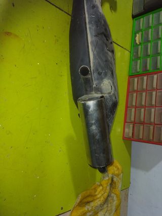 Tubo de escape Aprilia de casa