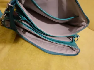 Pochette Azzurra con Laccetto