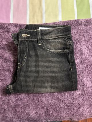 Pantalón vaquero negro Bershka