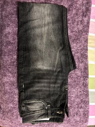 Pantalón vaquero negro Bershka