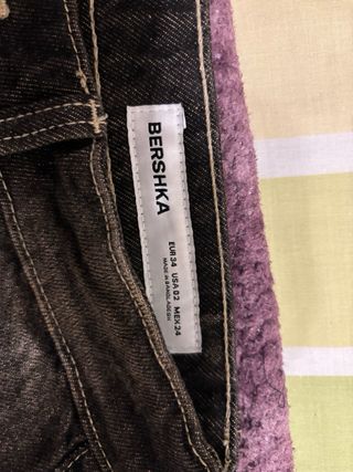 Pantalón vaquero negro Bershka