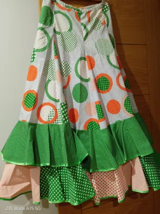 Falda flamenca lunares verde y naranja