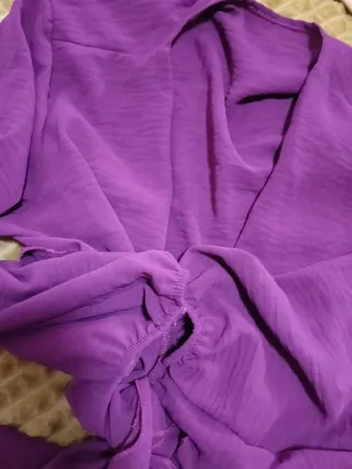 Camisa corta burdeos con nudo