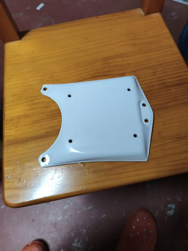 Soporte motor kayak blanco