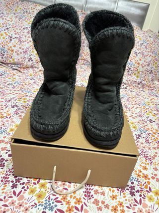 Botas Mou negras con cuña interior