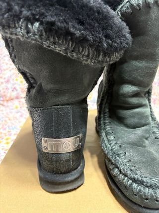Botas Mou negras con cuña interior