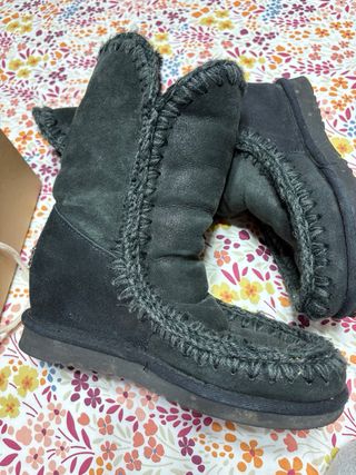 Botas Mou negras con cuña interior