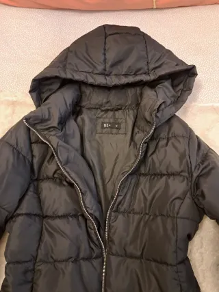 Chaqueta negra mujer con capucha