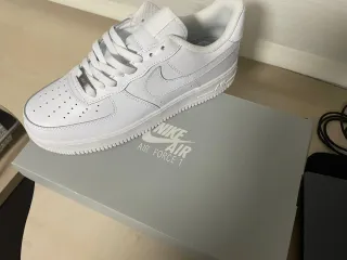 Nike Air Force 1 '07 Talla 41