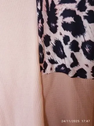 Camiseta Talla 50 Beige y Animal Print