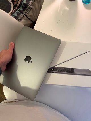 MacBook Pro 2019 Plata 13 Pulgadas