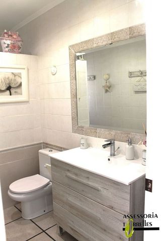 Chalet en venta en Torrelles de Llobregat