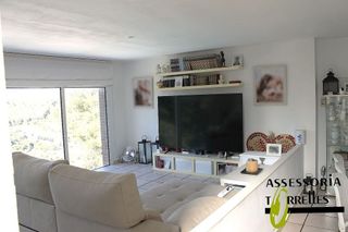 Chalet en venta en Torrelles de Llobregat