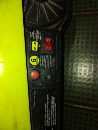 Patinete Eléctrico Verde y Negro