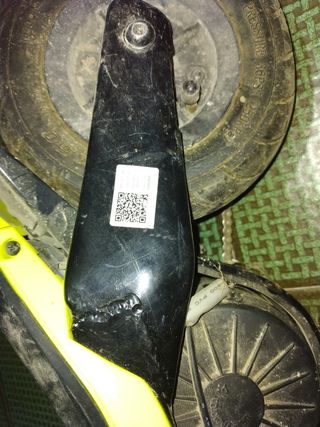 Patinete Eléctrico Verde y Negro