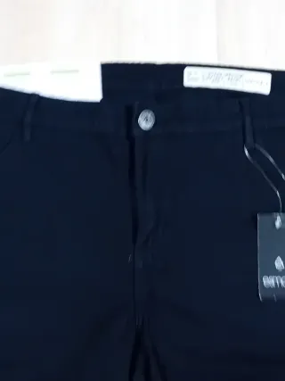Pantaloni Esmara 3/4 neri taglia 48