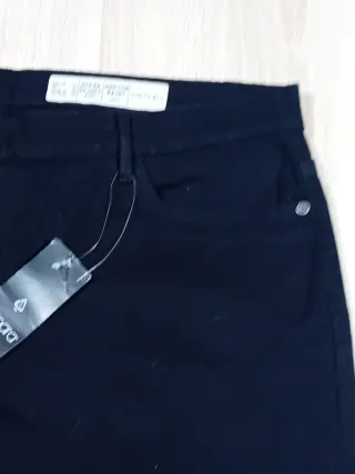 Pantaloni Esmara 3/4 neri taglia 48